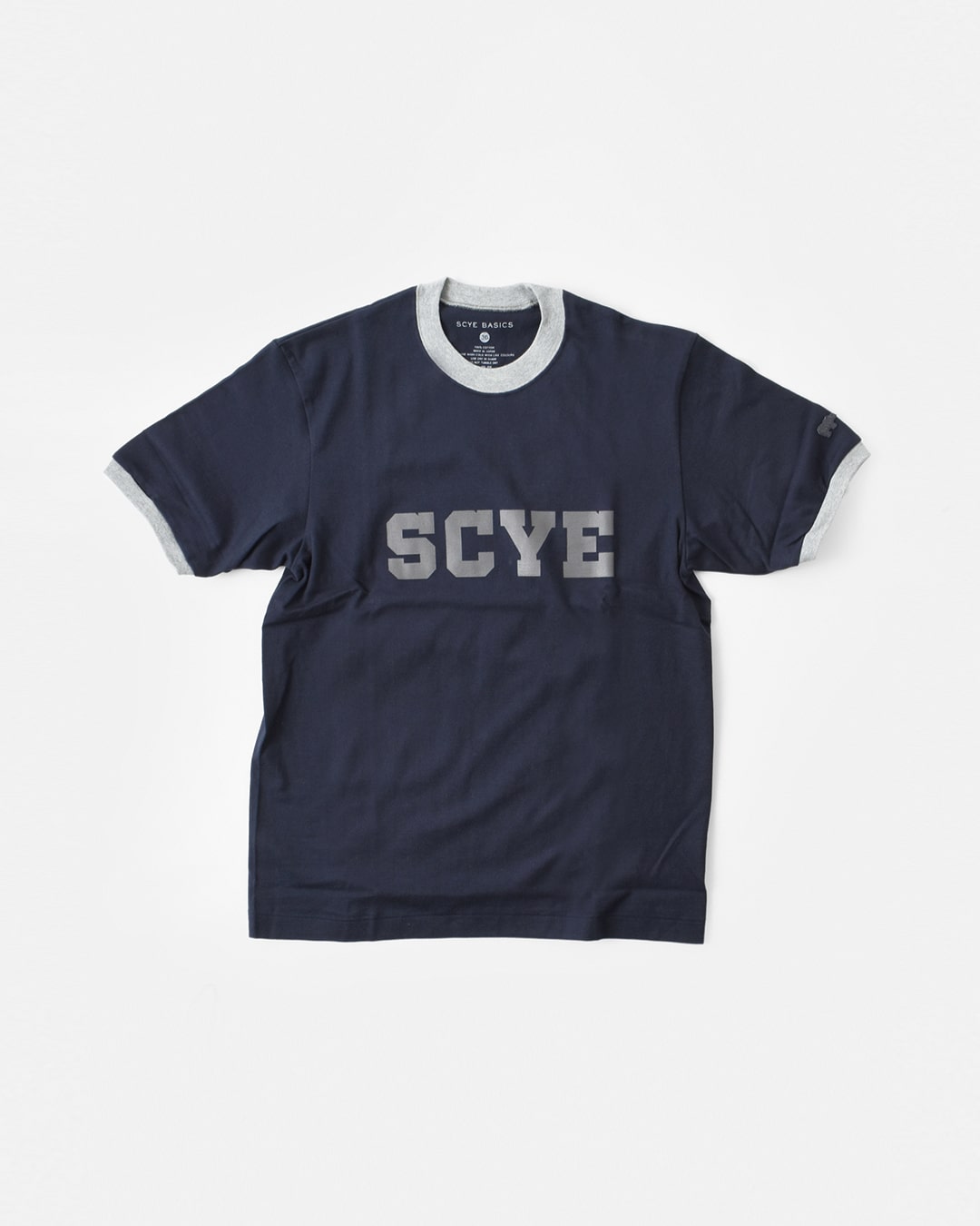 SCYE BASICS(サイベーシックス)ロゴ プリント Tシャツ 5724-21702