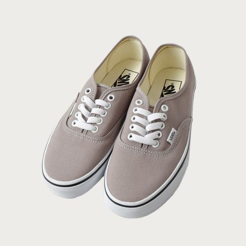 Vans(ヴァンズ)オーセンティック ローカット スニーカー “Authentic”