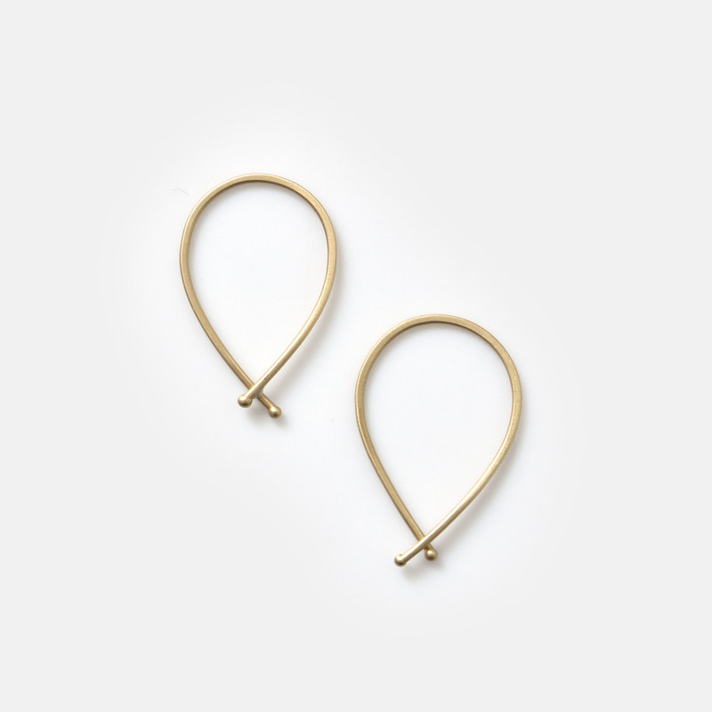 Carla Caruso(カーラ・カルーソ)14kt Gold ピアス“Small Ribbon Hoops” p-r-01-carla